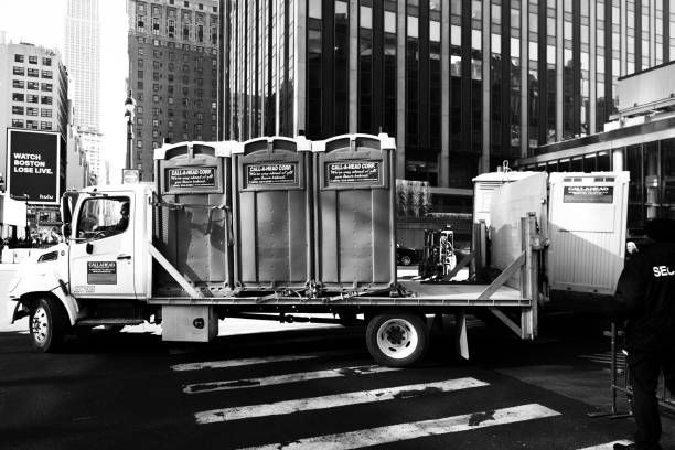 Portable Toilet Options We Offer in Thomaston, NY